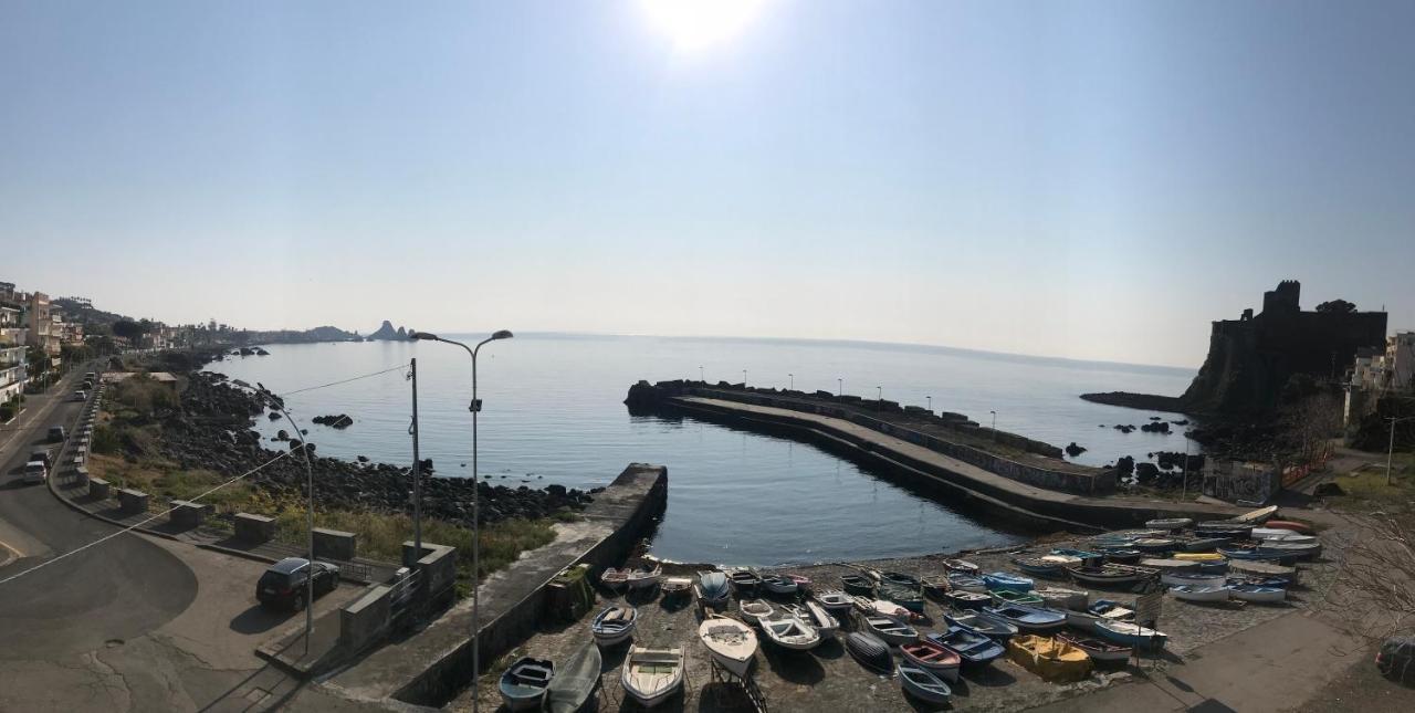 Sicitaly Panzió Aci Castello Kültér fotó
